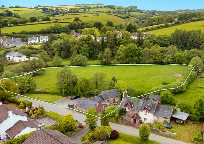 Detached House For Sale In Brayford, Barnstaple, Devon, EX32