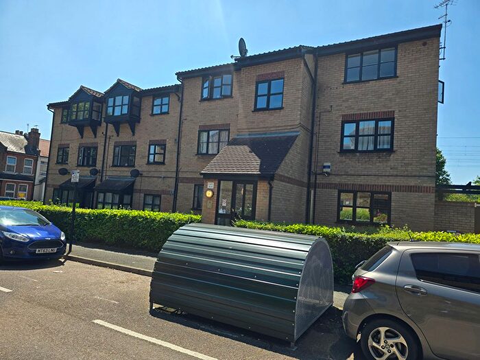 Block Of Flats For Sale In Gandhi Close, Walthamstow, E17