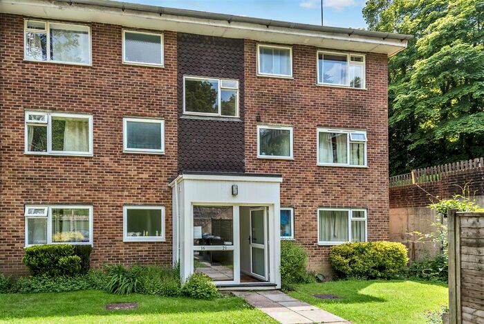 1 Bedroom Flat To Rent In Guildown Road, Guildford, GU2