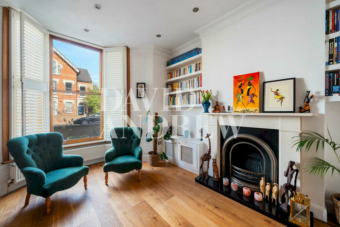 2 Bedroom Apartment To Rent In Albert Road, N4