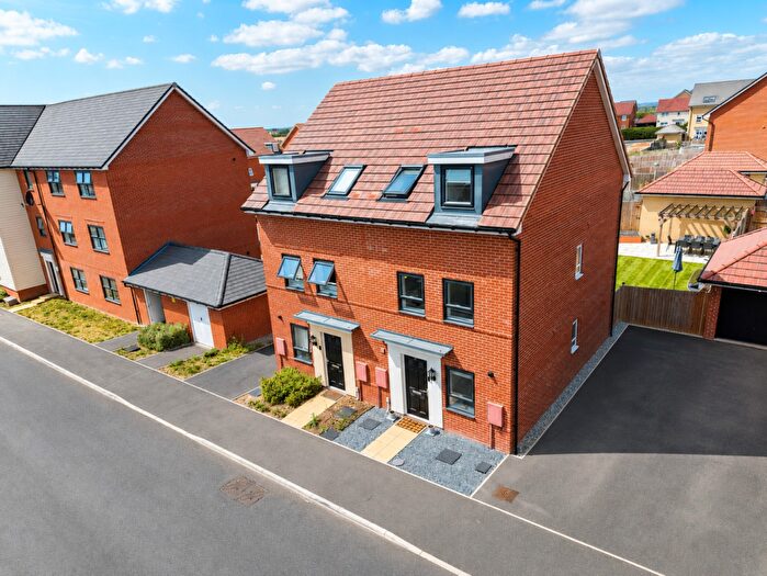 3 Bedroom Semi-Detached House For Sale In Brandy Avenue, Hullbridge, Essex, SS5