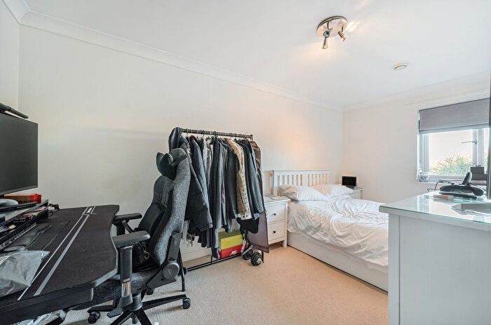 3 Bedroom Terraced House For Sale In Barbel Close, Earley, Reading, RG6