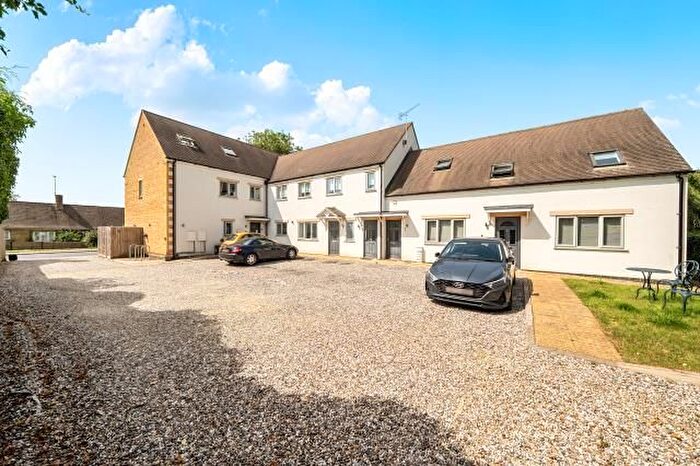 1 Bedroom Flat For Sale In Chadwick Court, Stow Road, Moreton-In-Marsh, GL56