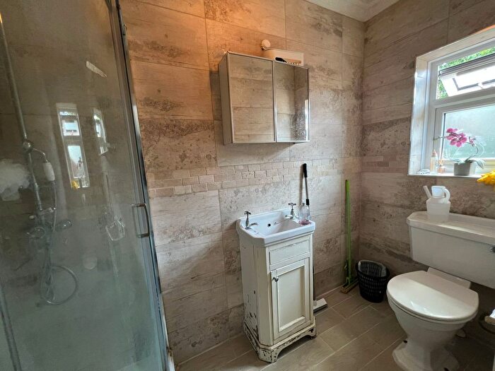 1 Bedroom Studio To Rent In Ilford, IG1