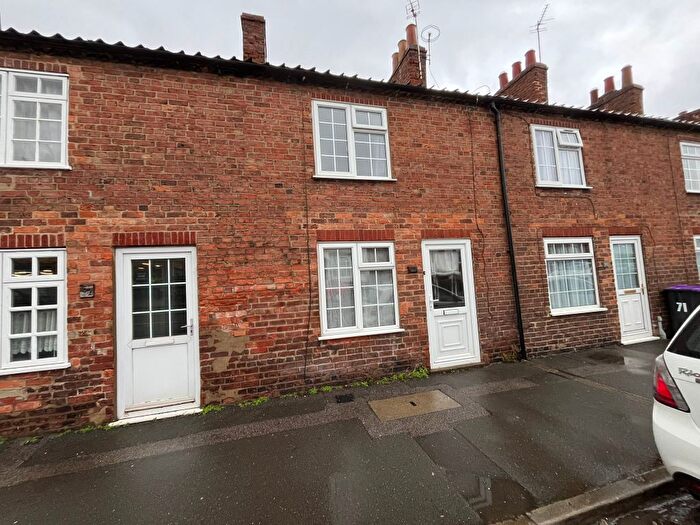 2 Bedroom Terraced House To Rent In Newmarket, Louth, LN11