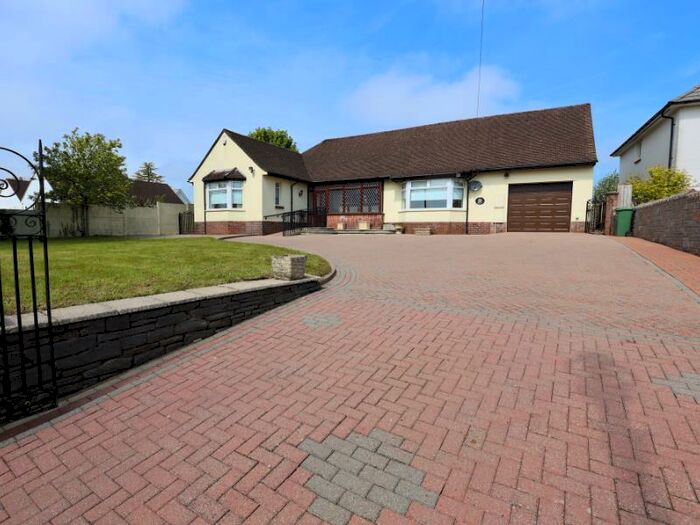 4 Bedroom Detached Bungalow For Sale In Green Meadow, Cowbridge Road, St Nicholas, Vale Of Glamorgan, CF5