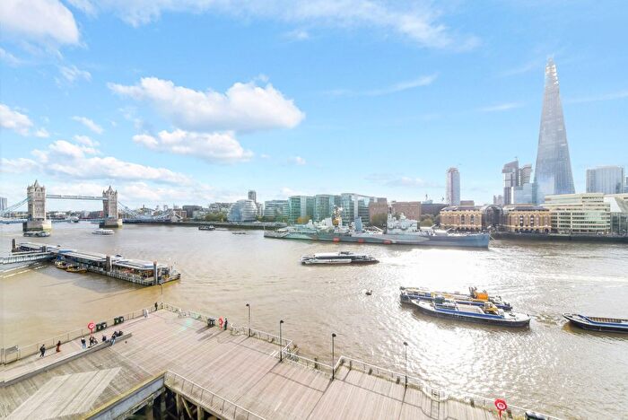 3 Bedroom Flat To Rent In City Of London, Sugar Quay, Water Lane, London, EC3R