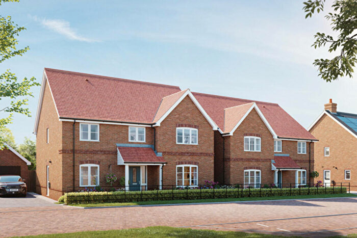 4 Bedroom Detached House For Sale In Hale Road, Benson, OX10