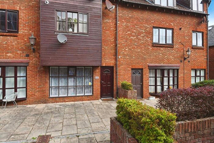 1 Bedroom Flat For Sale In Church Mews, Wisbech, PE13