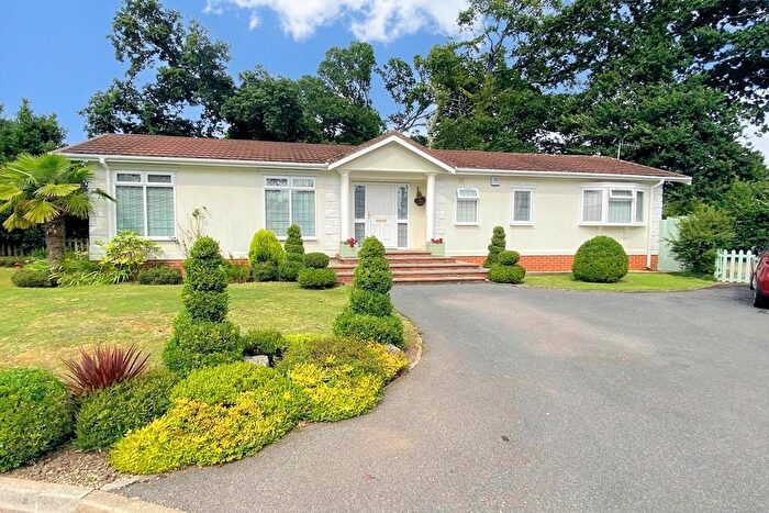 3 Bedroom Bungalow For Sale In Orchid Court, BH16