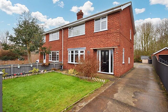 3 Bedroom Semi-Detached House For Sale In Casswell Crescent, Fulstow, LN11