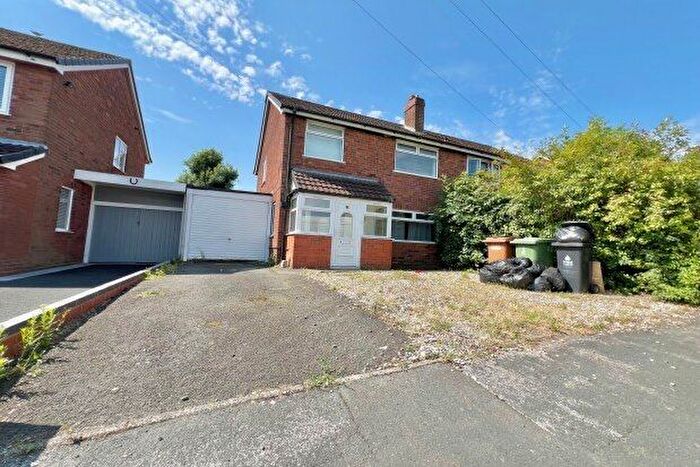 3 Bedroom Property To Rent In Riding Way, Willenhall, WV12