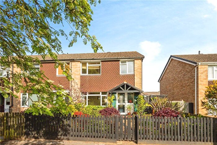 3 Bedroom End Terrace House For Sale In Tavistock Close, Romsey, Hampshire, SO51