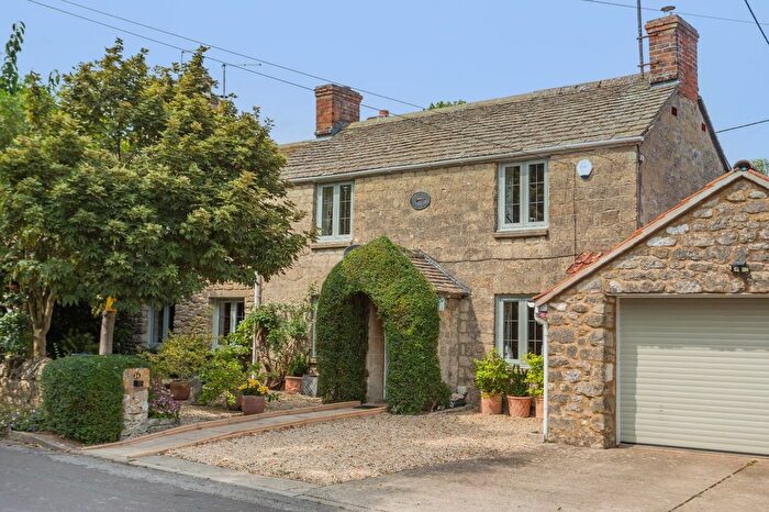 4 Bedroom Detached House For Sale In The Fox, Purton, Swindon, Wiltshire, SN5