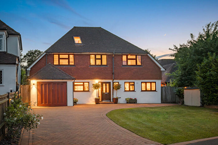 6 Bedroom Detached House For Sale In Church Road, Purley, CR8