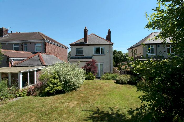 3 Bedroom Detached House To Rent In Halifax Road, Grenoside, Sheffield, S35