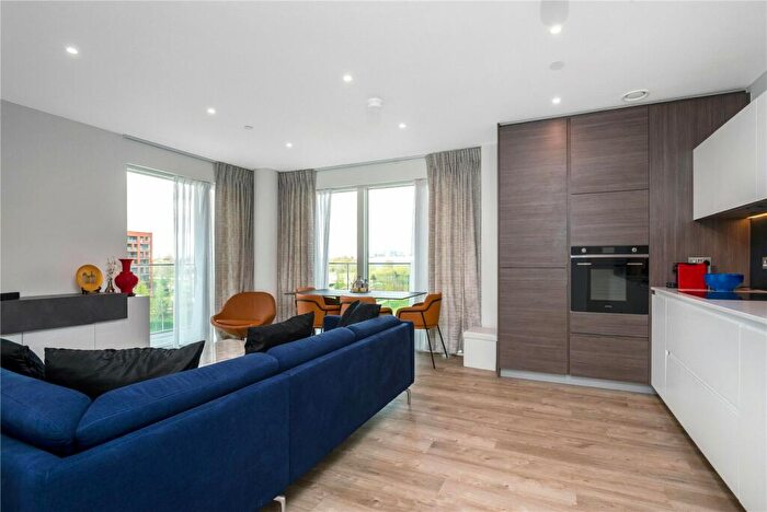 2 Bedroom Apartment To Rent In Larkin House, Kidbrooke Park Road, SE3