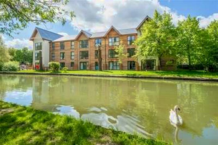 Flat To Rent In Waterside House, Woodley Headland, Peartree Marina MK6