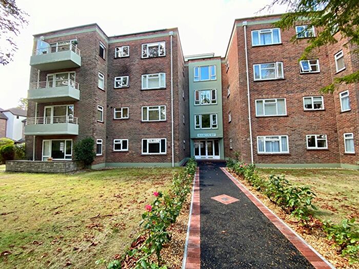 2 Bedroom Apartment To Rent In Harcourt, Derby Road, Bournemouth, BH1