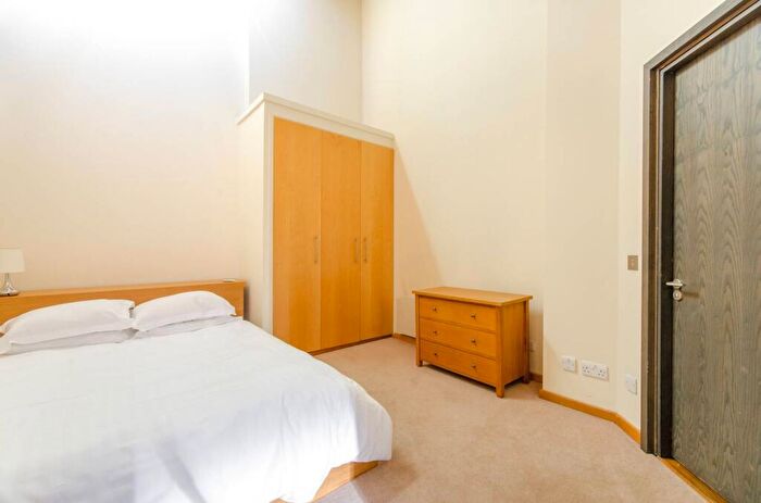 2 Bedroom Flat To Rent In Port East Apartments, , Docklands, London, E14