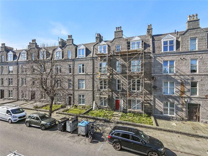 1 Bedroom Flat For Sale In Flat C, Walker Road, Aberdeen, AB11