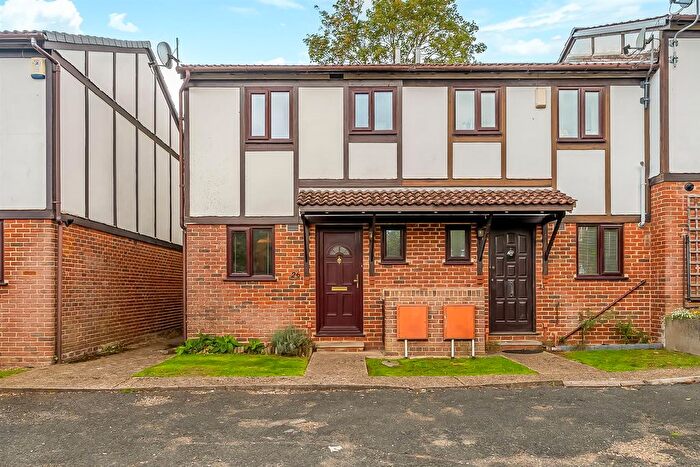 2 Bedroom End Terrace House To Rent In Luscombe Court, Park Hill Road, Shortlands, BR2