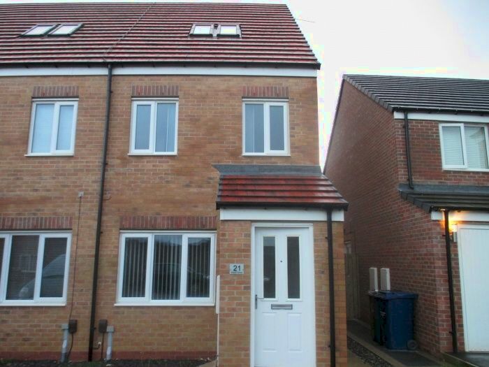 3 Bedroom Town House To Rent In Woolf Drive, Biddick Green, South Shields, NE34