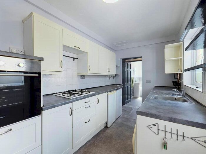 2 Bedroom Terraced House To Rent In Nelson Avenue, Tonbridge, Kent, TN9