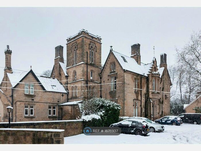 2 Bedroom Flat To Rent In St Ann's Tower, Leeds, LS6