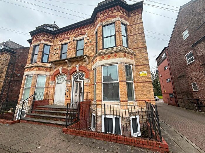 2 Bedroom Flat To Rent In Upper Chorlton Road, Manchester, M16