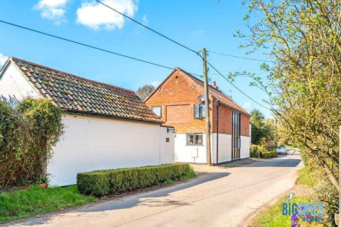 3 Bedroom Barn Conversion For Sale In Ramsgate Street, Edgefield, Melton Constable, NR24