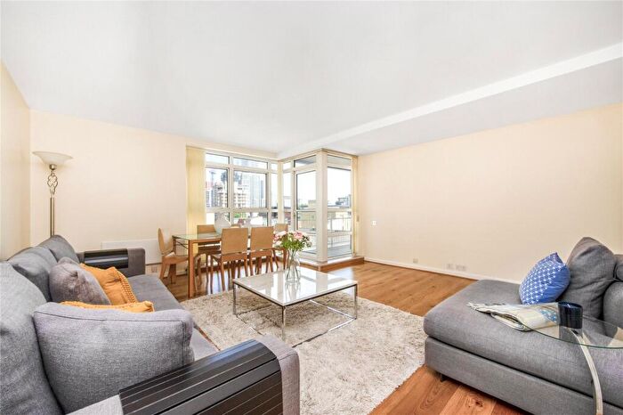 2 Bedroom Flat To Rent In Anchorage Point, Cuba Street, E14