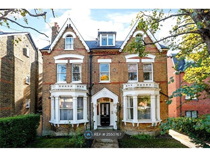 1 Bedroom Flat To Rent In Worple Road, Wimbledon, SW20