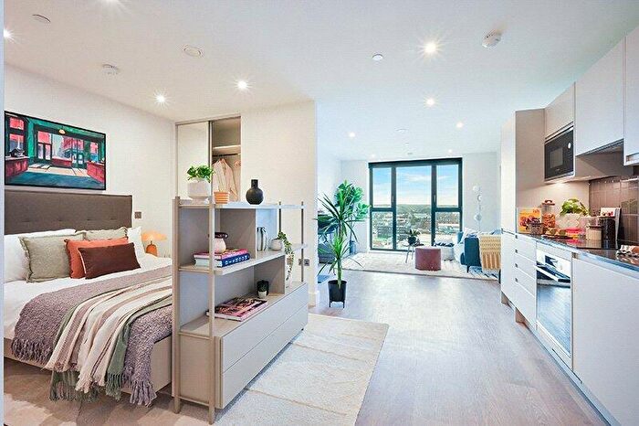 Studio To Rent In Uncle Leeds, Whitehall, LS12