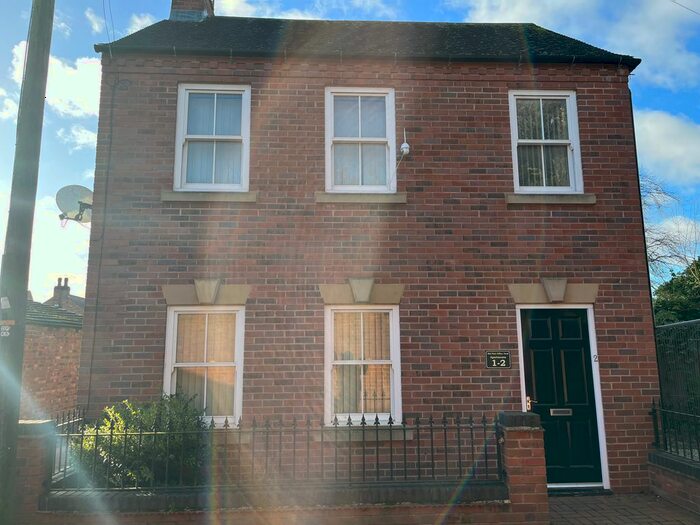 2 Bedroom Flat To Rent In Long Street, Atherstone, CV9