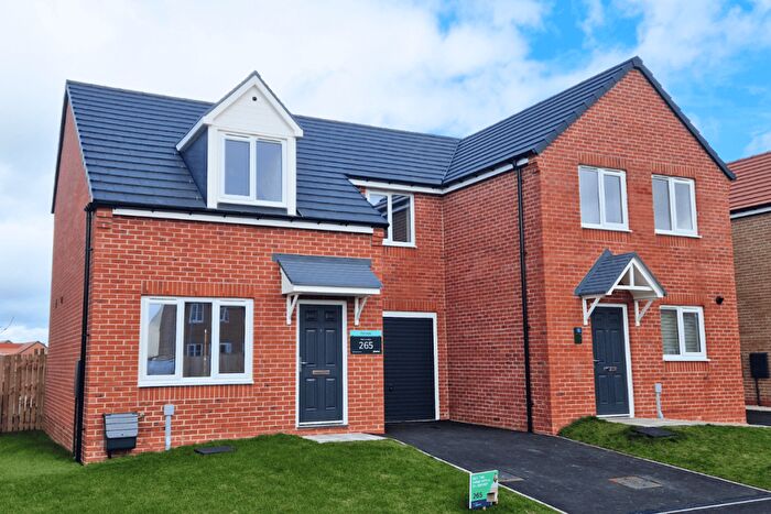 3 Bedroom Semi-Detached House For Sale In Durham Road, Middlestone Moor, Spennymoor, DL16