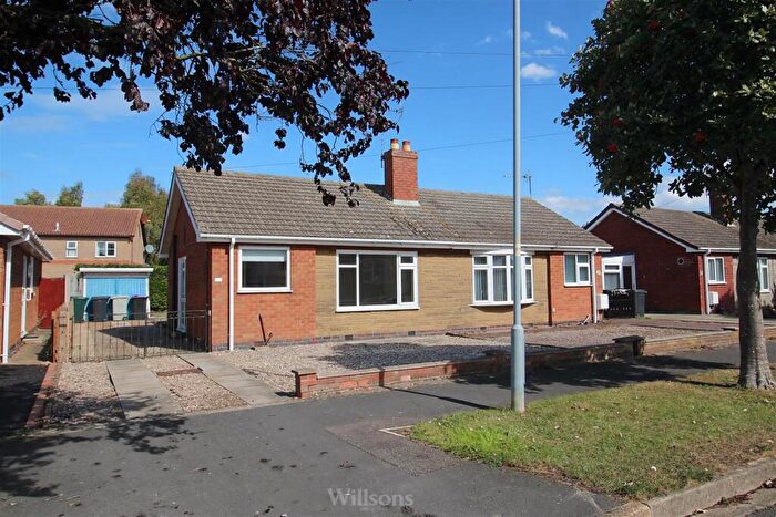 1 Bedroom Semi-Detached Bungalow For Sale In Dutton Avenue, Skegness, PE25