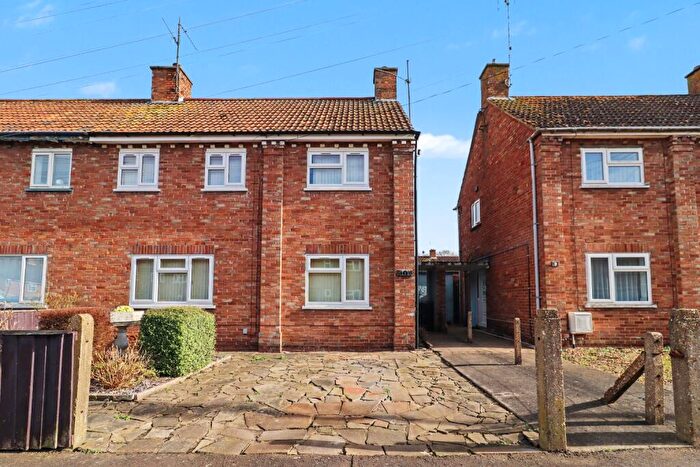 3 Bedroom Semi-Detached House For Sale In De Grey Road, Gaywood, King's Lynn, Norfolk, PE30