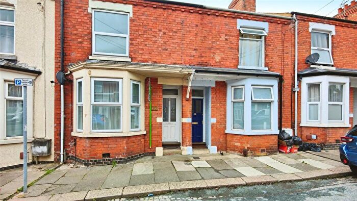 3 Bedroom Terraced House To Rent In Fife Street, Northampton, Northamptonshire, NN5
