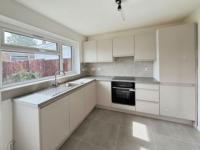 2 Bedroom Bungalow To Rent In Roman Drive, Peterborough, PE8