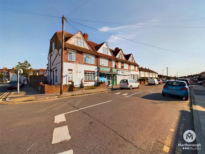 1 Bedroom Property To Rent In Somerville Road, Chadwell Heath, RM6