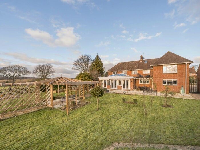 4 Bedroom Detached House For Sale In Shaftesbury Lane, Blandford Forum, DT11