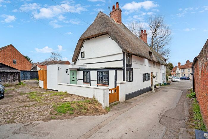 2 Bedroom Cottage For Sale In Malthouse Lane, Dorchester-On-Thames, OX10