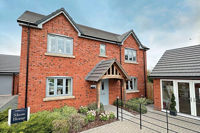 4 Bedroom Detached House For Sale In Oakfield View, HR4