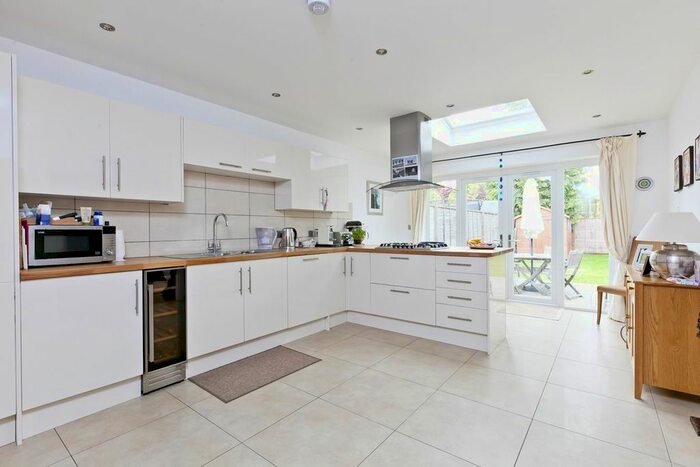 4 Bedroom Semi-Detached House To Rent In Ferndown Gardens, Cobham, KT11