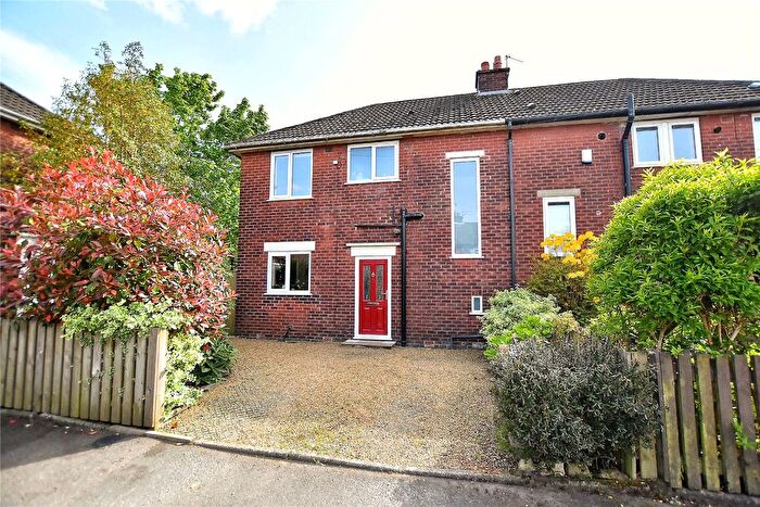 3 Bedroom Semi-Detached House For Sale In Beechwood Avenue, Littleborough, Greater Manchester, OL15