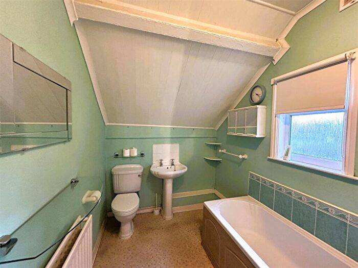 2 Bedroom Semi-Detached House For Sale In Chapel Street, Belper, DE56