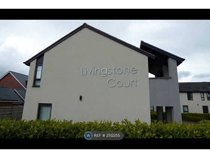 2 Bedroom Flat To Rent In Rhodfa Tegid, St. Asaph, LL17
