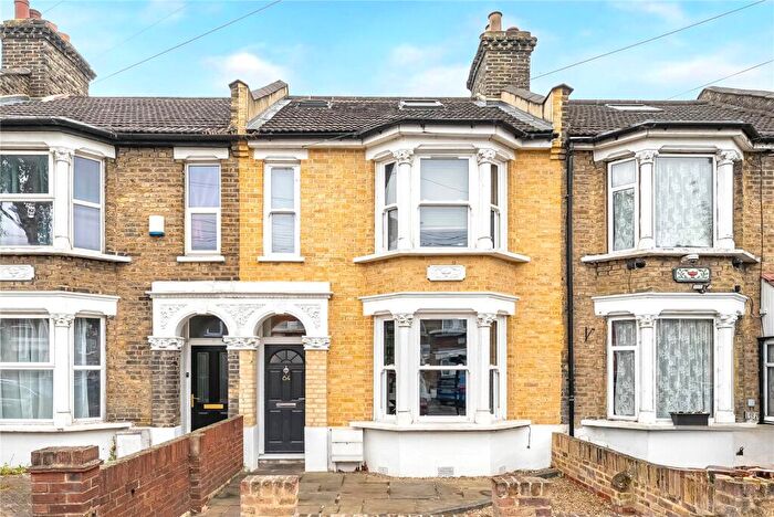 4 Bedroom Terraced House For Sale In Markhouse Avenue, Walthamstow, London, E17