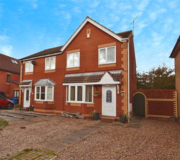 3 Bedroom Semi-detached House For Sale In Harrington Court, Hedon, Hull, HU12